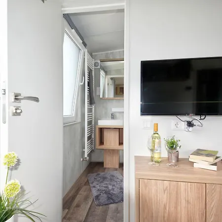 Holiday home Tiny Haus Lieblingsplatz By Interhome